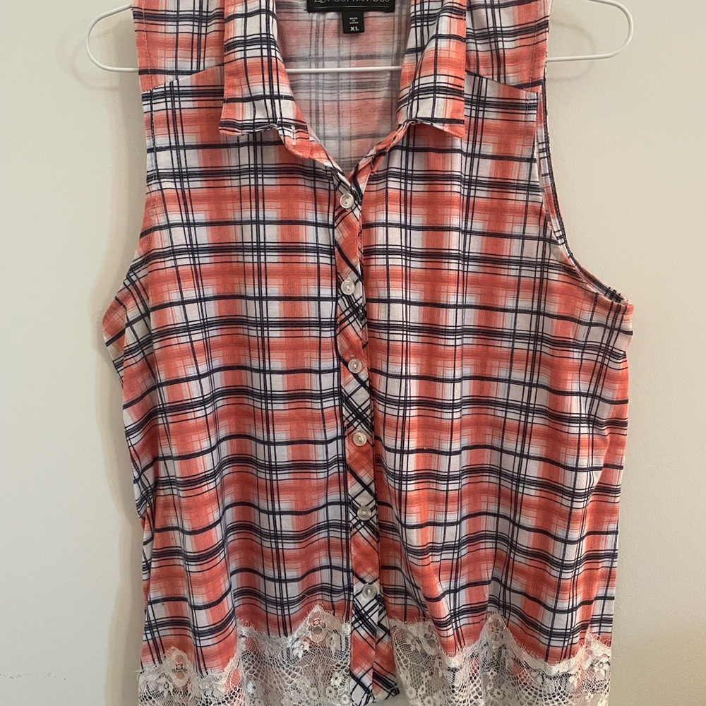 Almost Famous Pink Sleeveless Button Down Shirt with Notched Collar